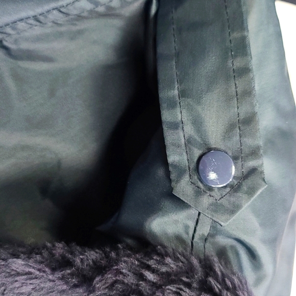 Vintage Gateway Collection Saint Louis bomber jacket. Faux fur collar. Size M. - Picture 9 of 13